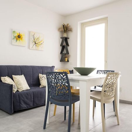 Appartamento Clalia Luino Esterno foto