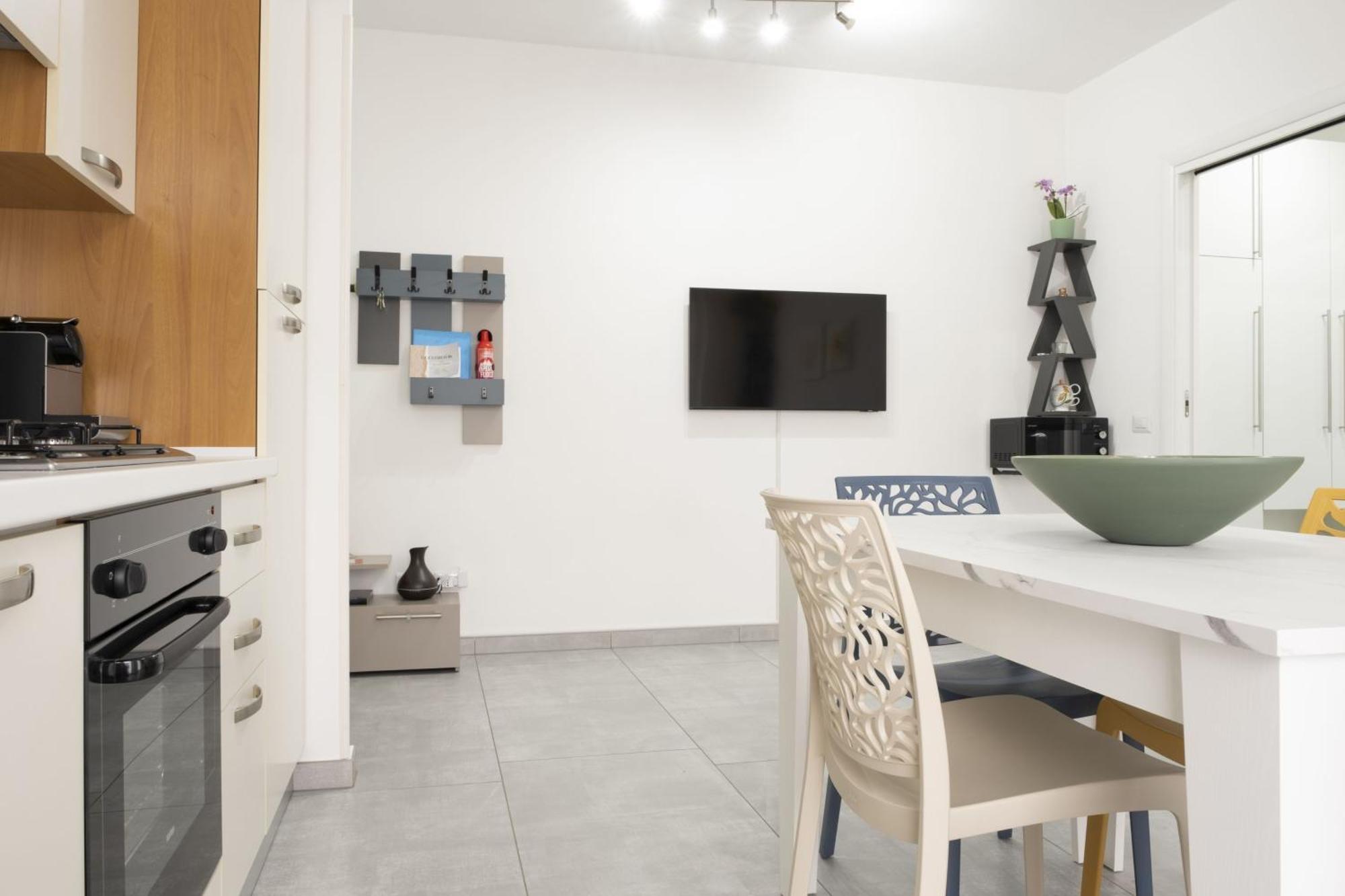 Appartamento Clalia Luino Esterno foto